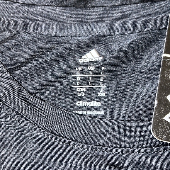 NWT Adidas NHL Blackhawks Hockey 100th Anniversary Climalite Short Sleeve Shirt - Picture 3 of 6